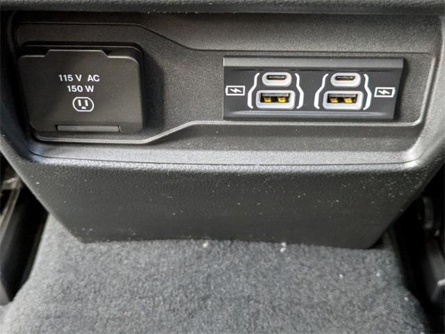 new 2025 Jeep Grand Cherokee car, priced at $42,853