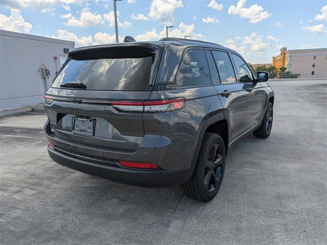 new 2025 Jeep Grand Cherokee car, priced at $42,853