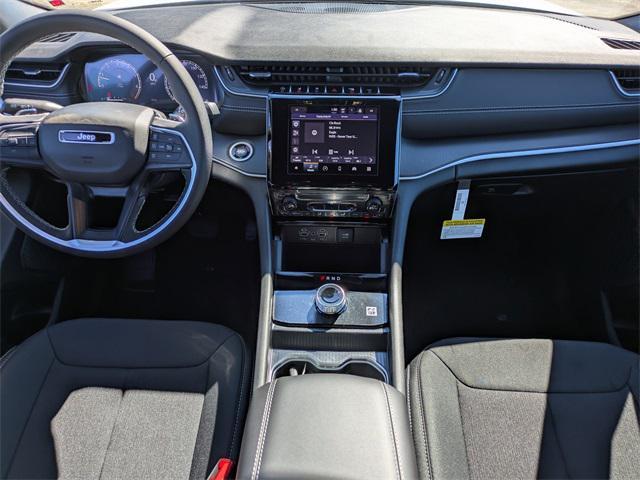 new 2025 Jeep Grand Cherokee car, priced at $39,294