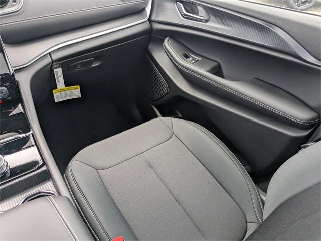 new 2025 Jeep Grand Cherokee car, priced at $36,638