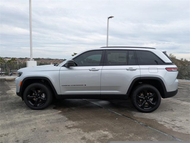 new 2025 Jeep Grand Cherokee car, priced at $50,641