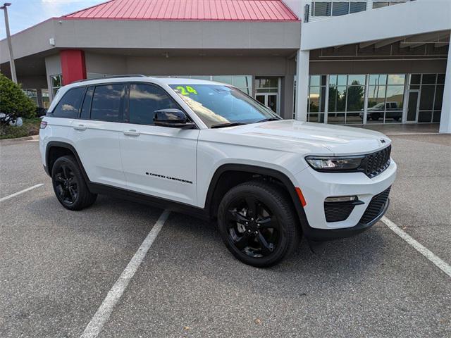 used 2024 Jeep Grand Cherokee car, priced at $38,990