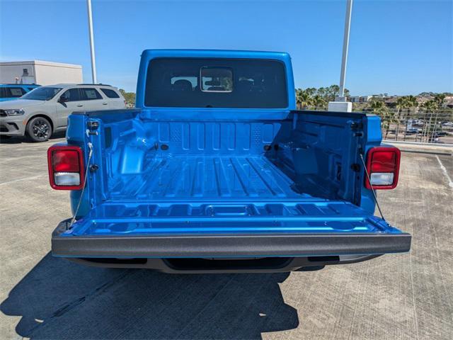 new 2025 Jeep Gladiator car, priced at $40,947