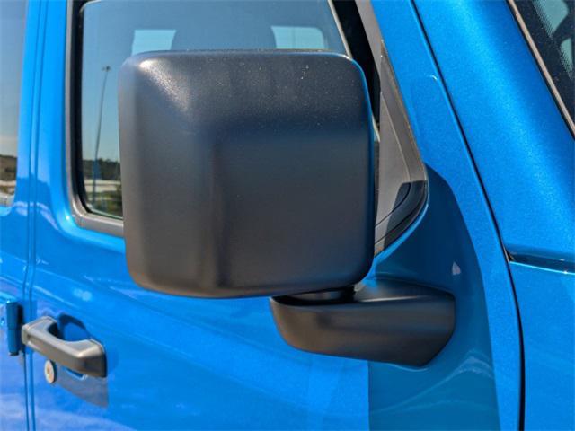 new 2025 Jeep Gladiator car, priced at $40,947