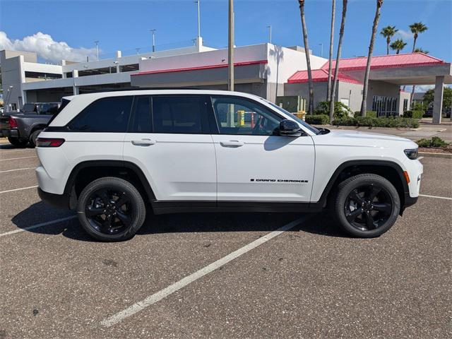 new 2025 Jeep Grand Cherokee car, priced at $48,231
