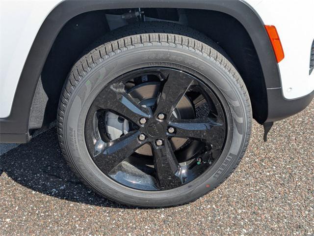 new 2025 Jeep Grand Cherokee car, priced at $48,231