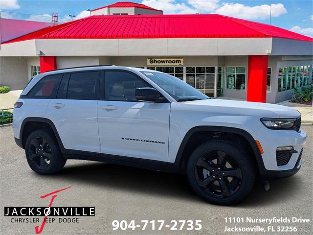 new 2025 Jeep Grand Cherokee car, priced at $44,335