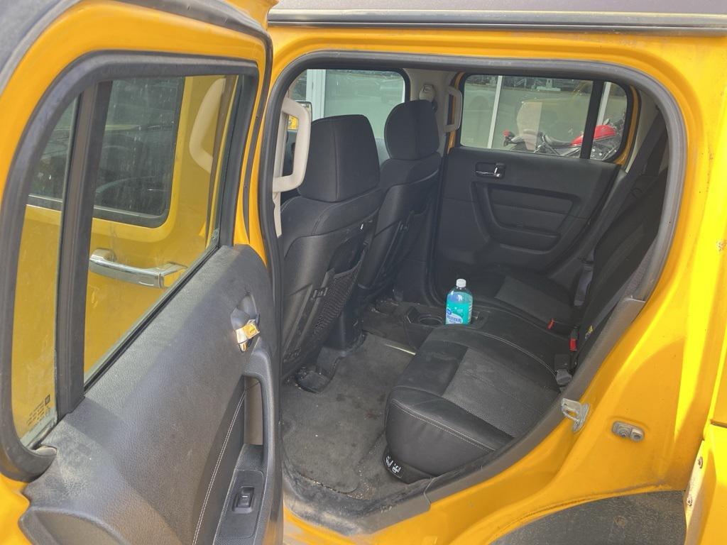 used 2006 Hummer H3 car, priced at $8,995