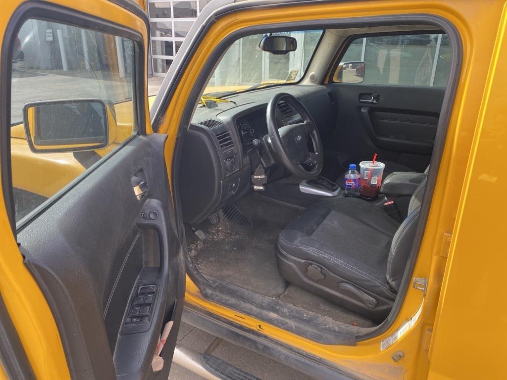 used 2006 Hummer H3 car, priced at $8,995