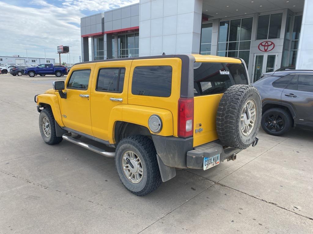 used 2006 Hummer H3 car, priced at $8,995