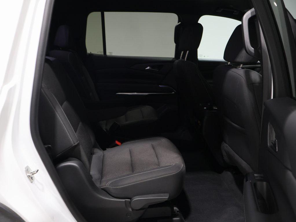 used 2024 Chevrolet Traverse car, priced at $37,942