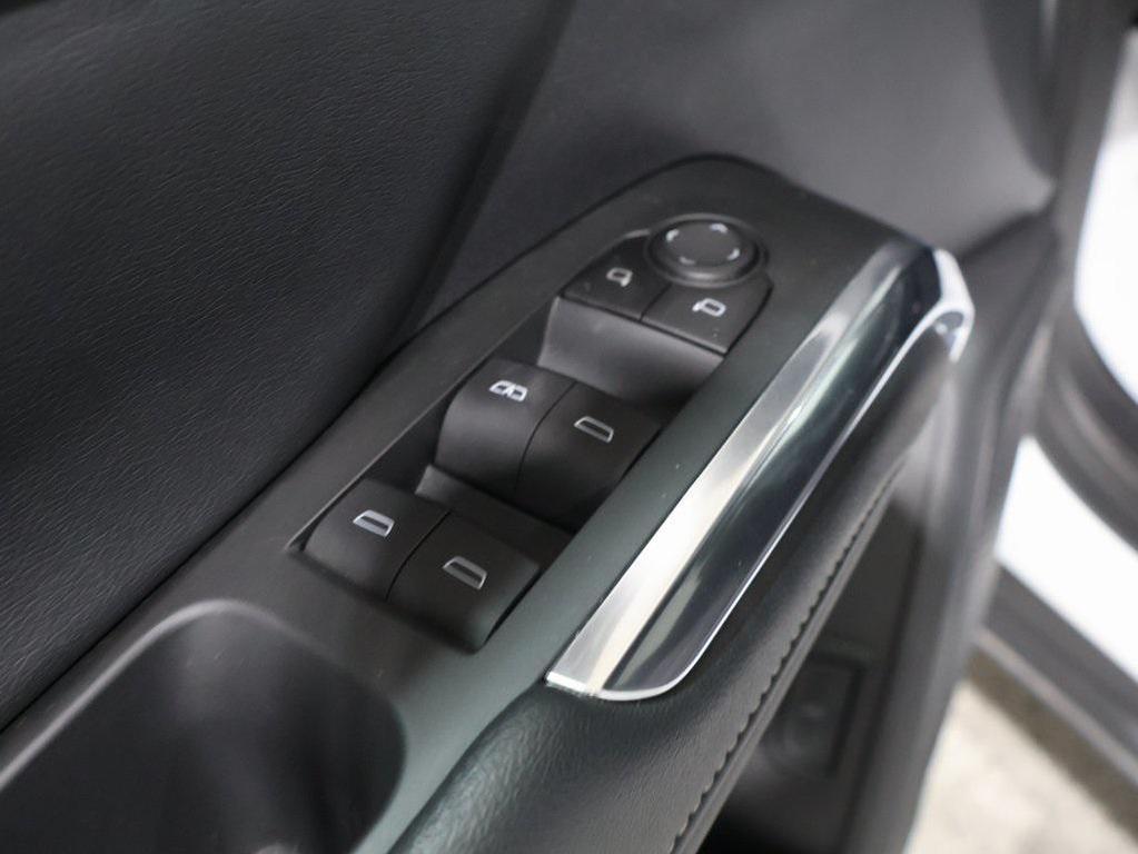 used 2024 Chevrolet Traverse car, priced at $37,942