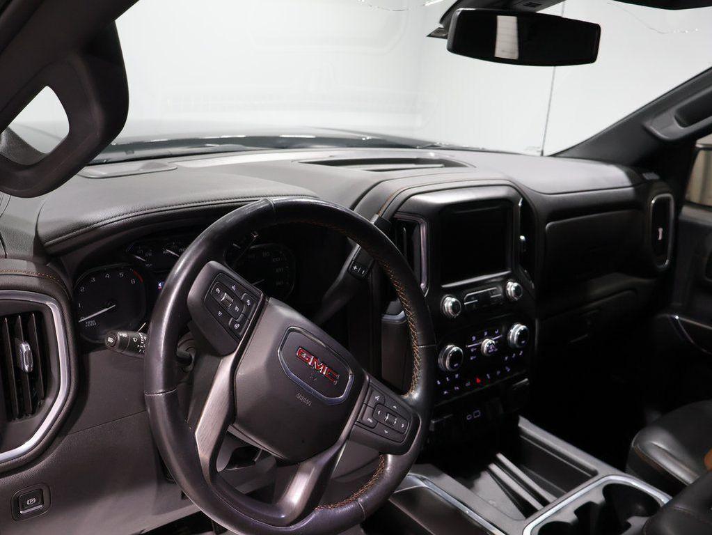 used 2022 GMC Sierra 1500 car, priced at $42,604