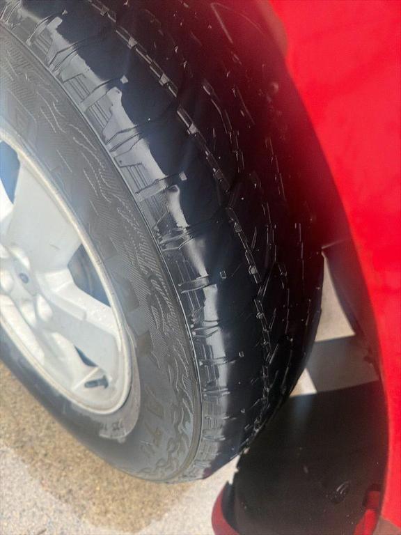 used 2009 Ford Escape car, priced at $2,500