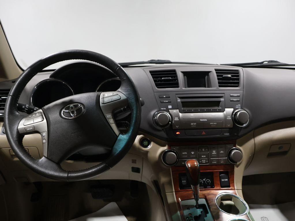 used 2010 Toyota Highlander car, priced at $11,513