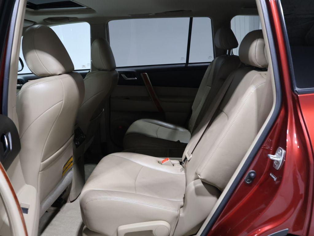 used 2010 Toyota Highlander car, priced at $11,513
