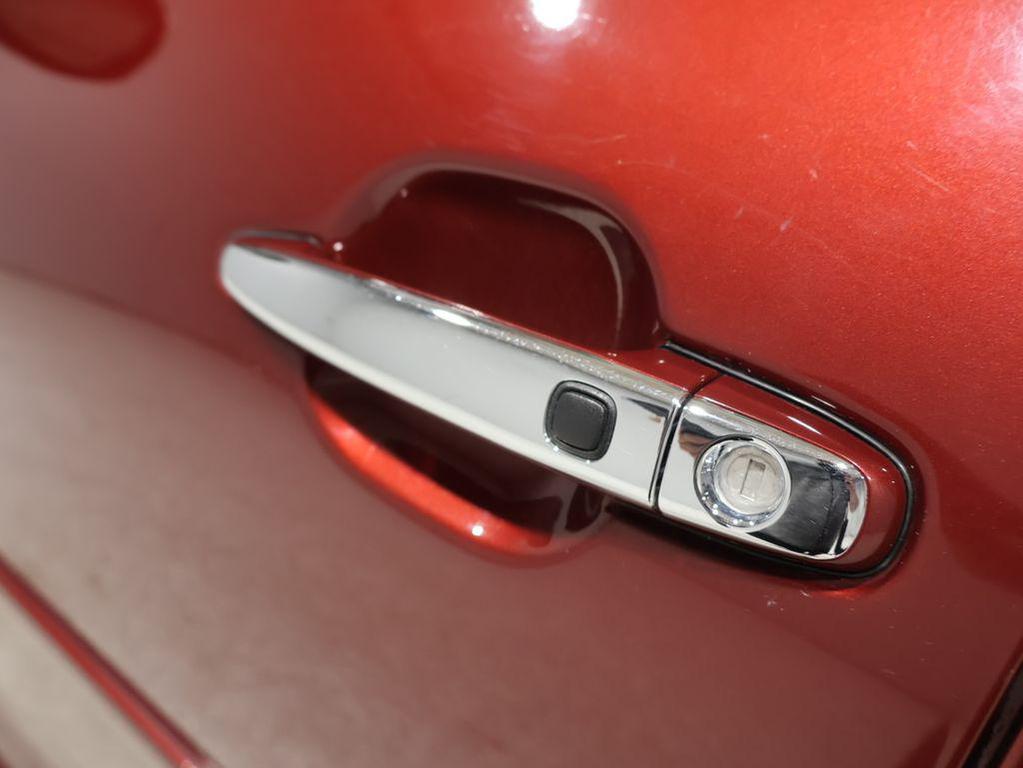 used 2010 Toyota Highlander car, priced at $11,513