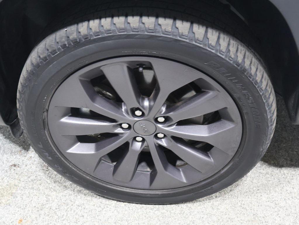 used 2021 Jeep Cherokee car, priced at $22,898
