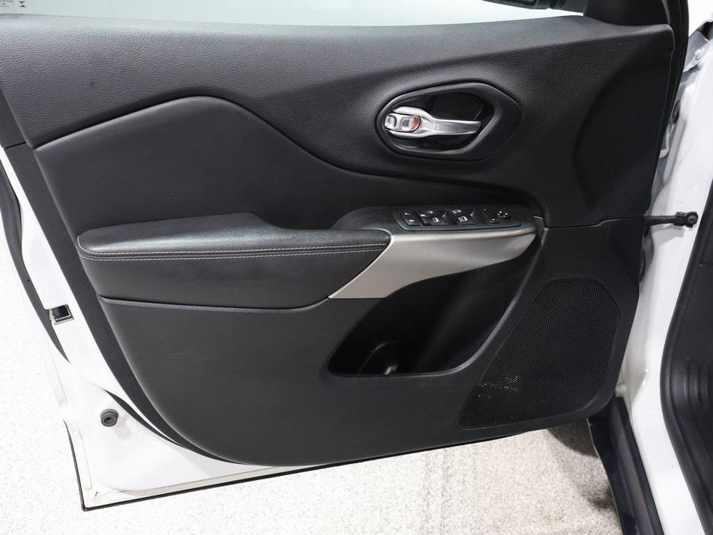 used 2021 Jeep Cherokee car, priced at $22,898