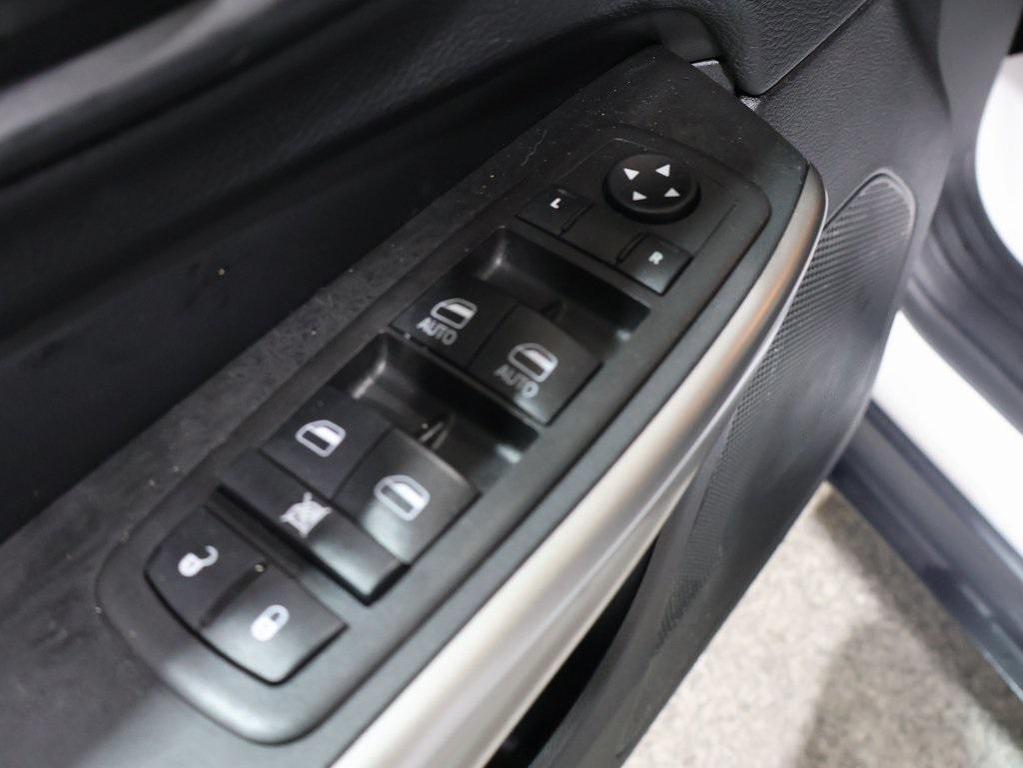 used 2021 Jeep Cherokee car, priced at $22,898