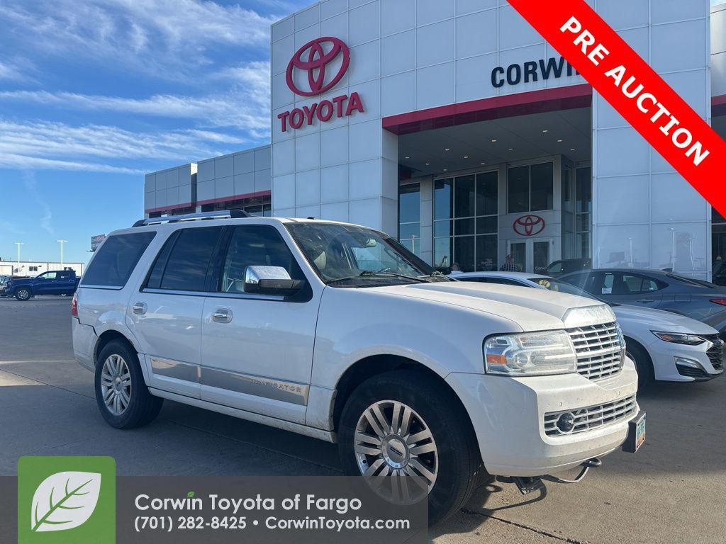used 2014 Lincoln Navigator car, priced at $3,999