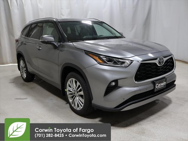 new 2025 Toyota Highlander car, priced at $54,663