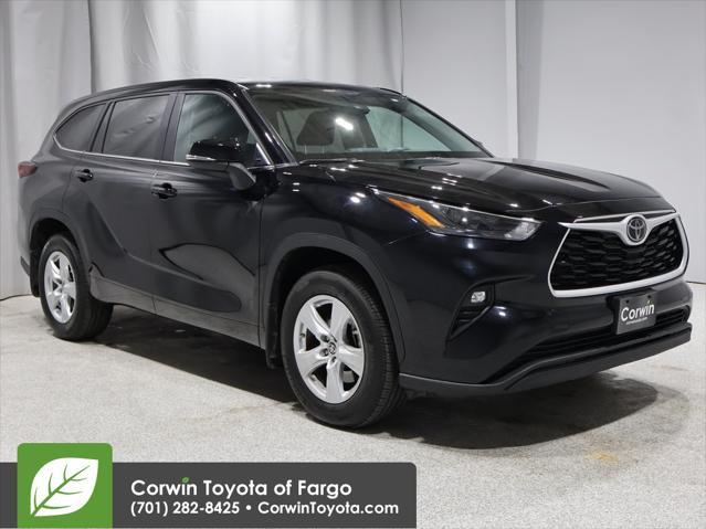 used 2024 Toyota Highlander car, priced at $39,500