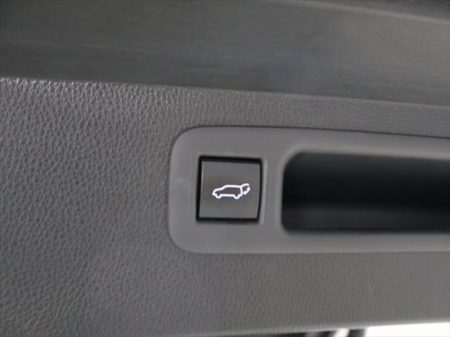 used 2022 Toyota Highlander car, priced at $42,574