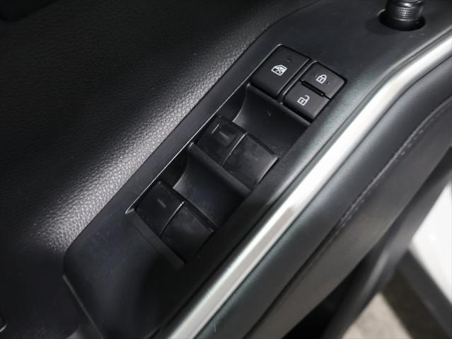 used 2022 Toyota Highlander car, priced at $42,574