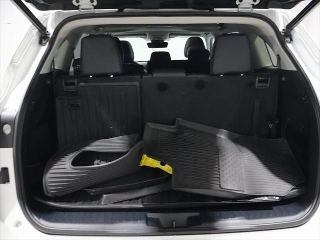 used 2022 Toyota Highlander car, priced at $42,574