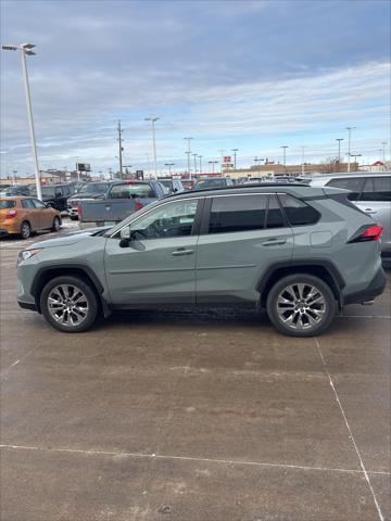 used 2020 Toyota RAV4 car, priced at $28,502