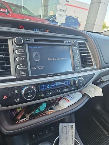 used 2019 Toyota Highlander car