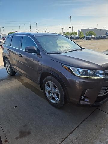used 2019 Toyota Highlander car