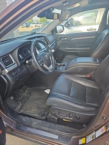 used 2019 Toyota Highlander car