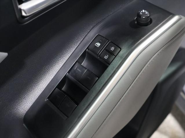 used 2024 Toyota Highlander car, priced at $42,696