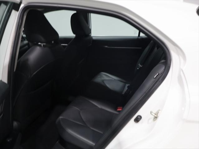 used 2020 Toyota Camry Hybrid car, priced at $21,941