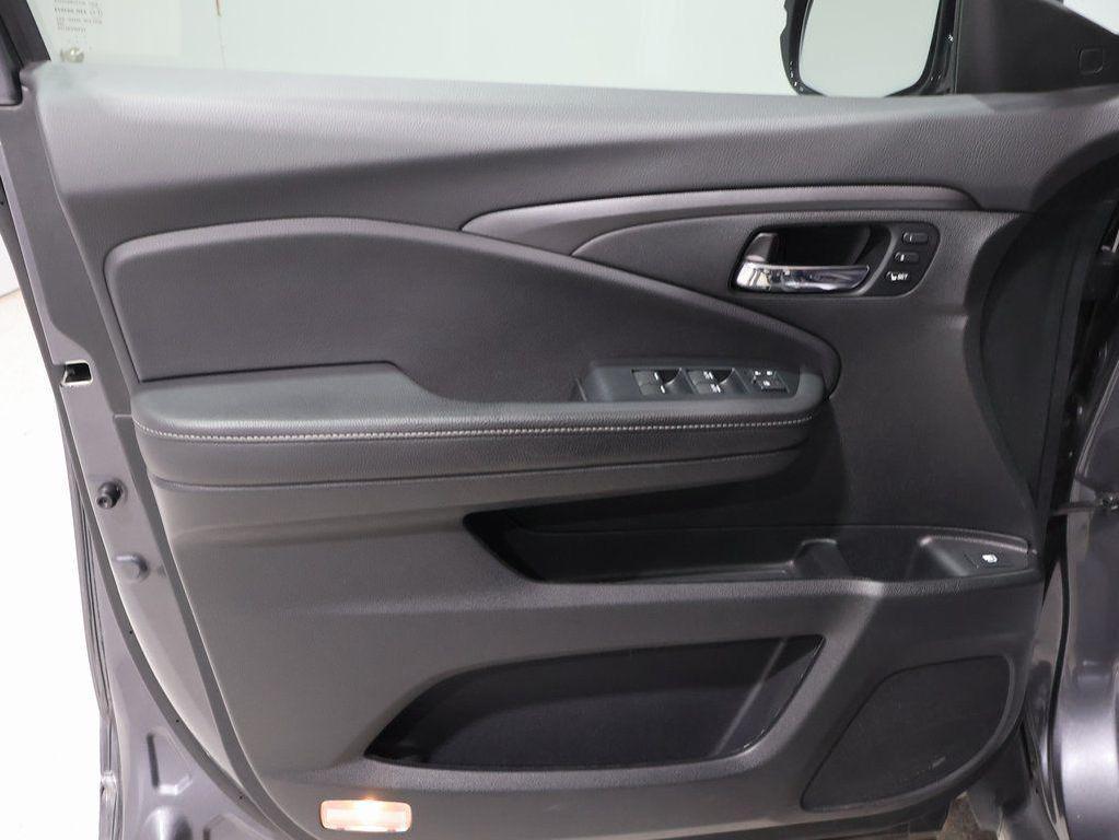 used 2023 Honda Ridgeline car, priced at $31,975