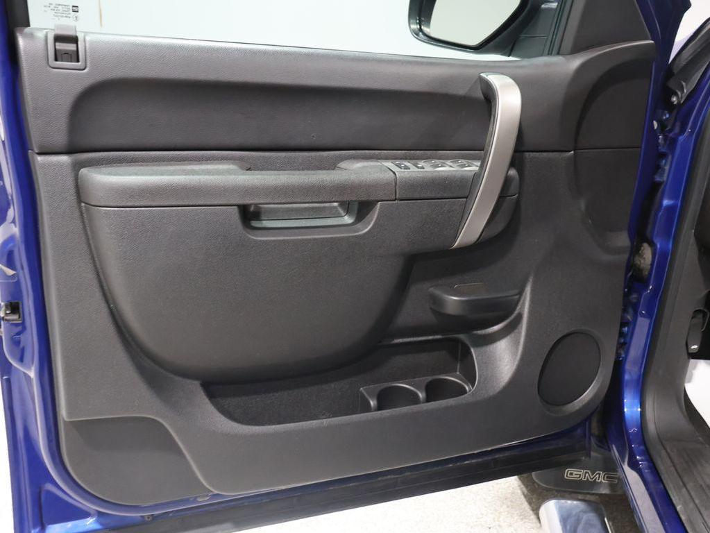 used 2013 GMC Sierra 1500 car, priced at $11,731