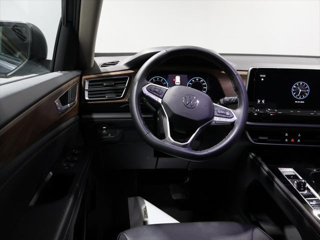 used 2024 Volkswagen Atlas car, priced at $35,870