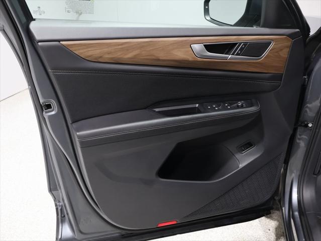 used 2024 Volkswagen Atlas car, priced at $35,870