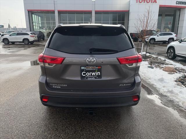 used 2019 Toyota Highlander car, priced at $29,691