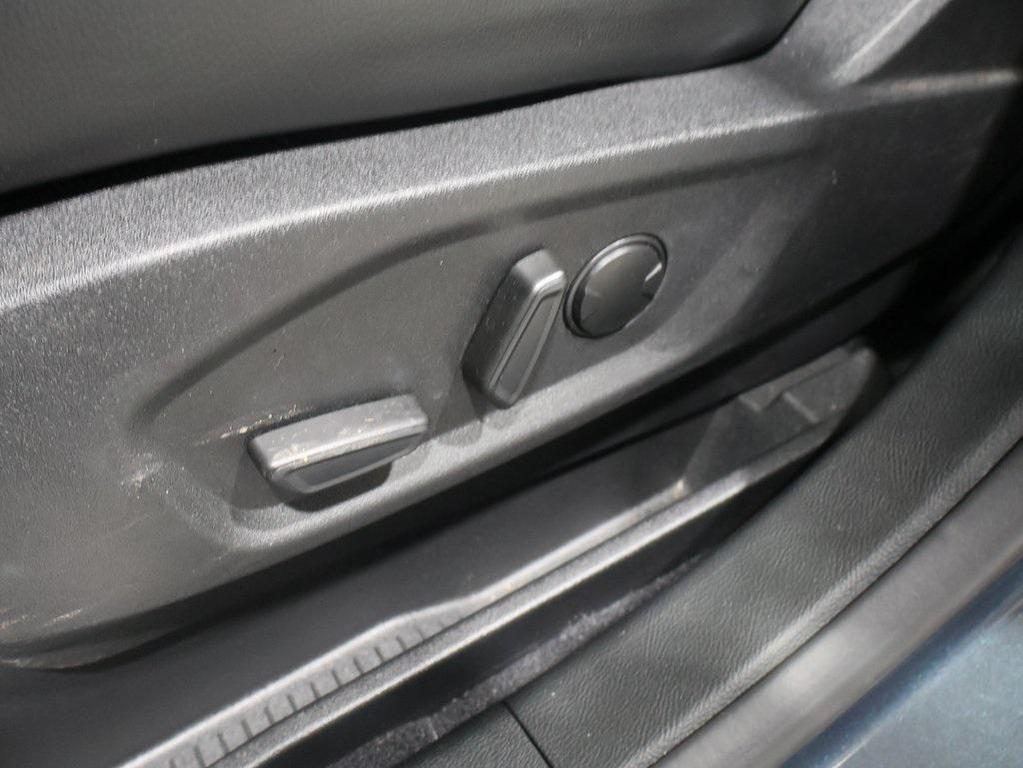 used 2024 Ford Edge car, priced at $35,400