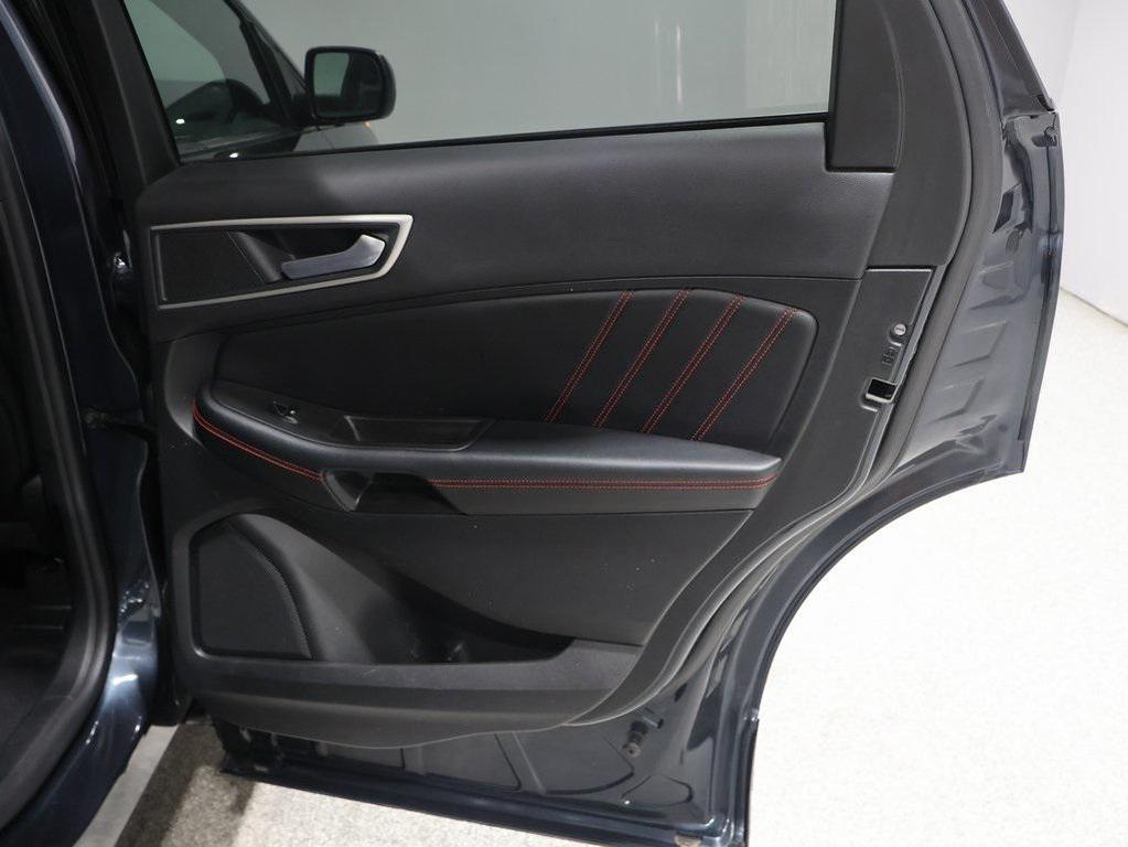 used 2024 Ford Edge car, priced at $35,400