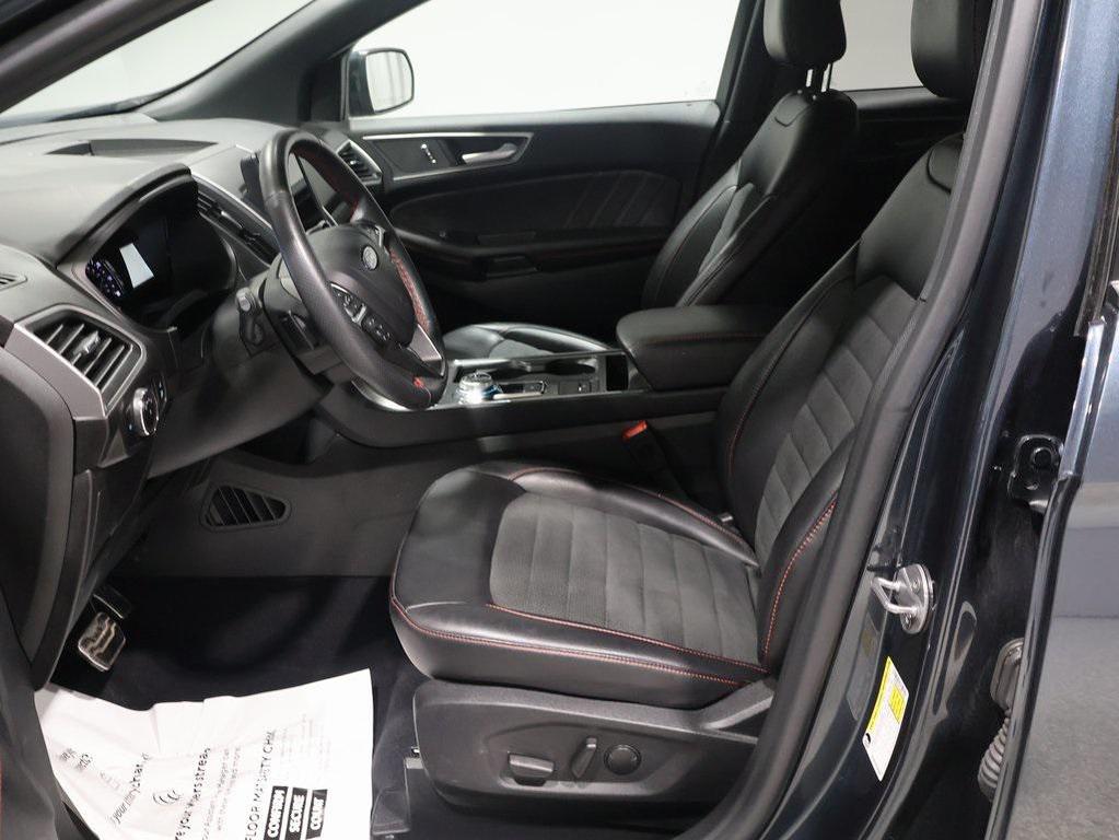used 2024 Ford Edge car, priced at $35,400