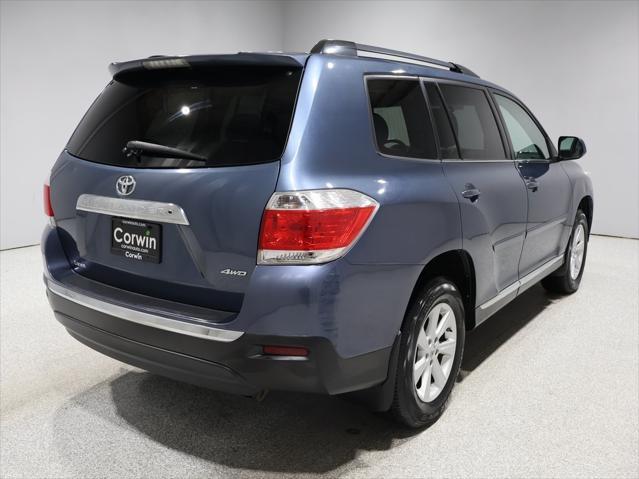 used 2013 Toyota Highlander car, priced at $13,955