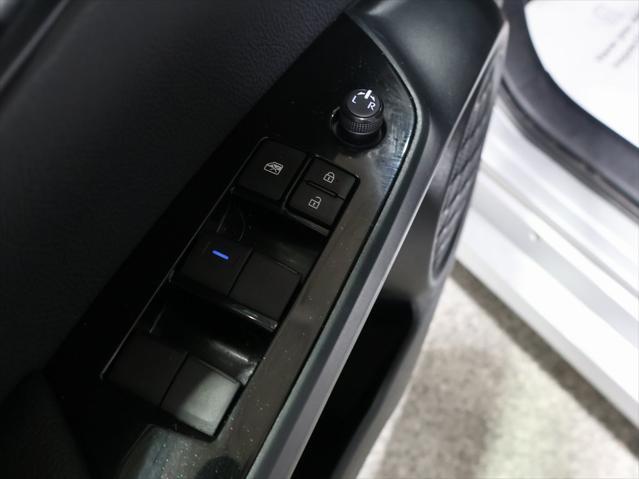 used 2022 Toyota Prius car, priced at $25,751