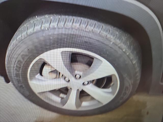 used 2021 Jeep Cherokee car, priced at $23,986