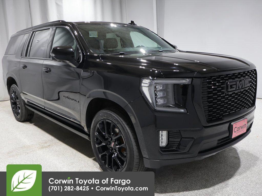 used 2022 GMC Yukon XL car, priced at $49,996