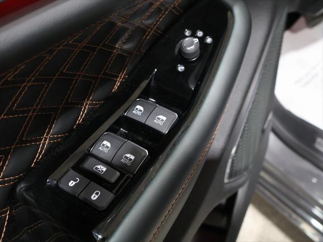 used 2024 Jeep Grand Cherokee car, priced at $51,419