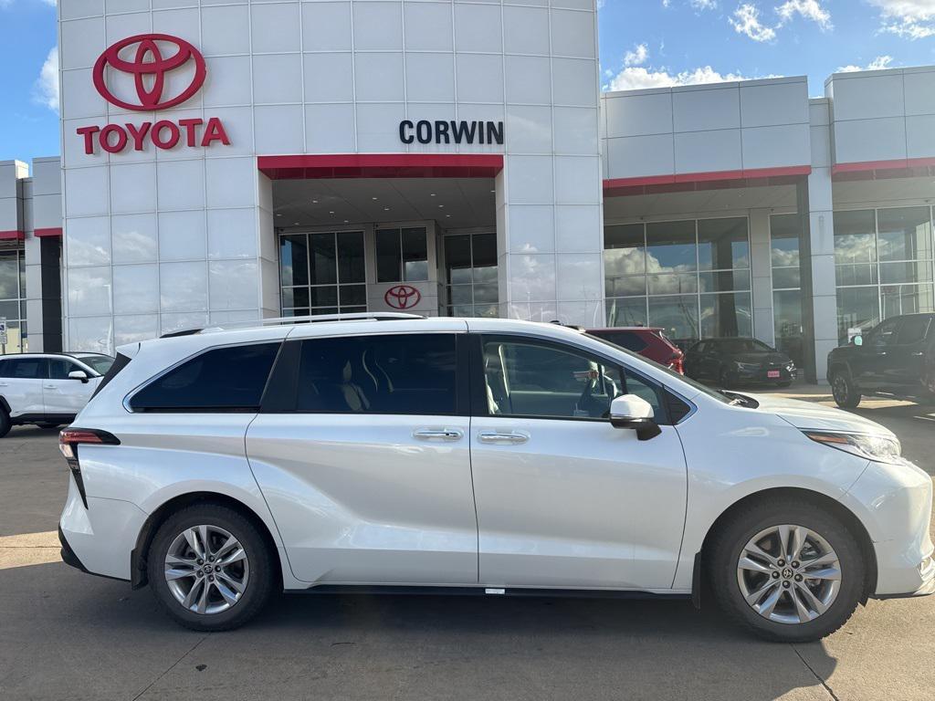 used 2022 Toyota Sienna car